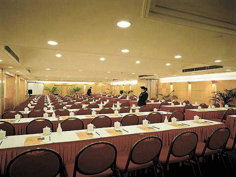 Crowne Plaza Nanjing Hotels & Suites Удобства фото